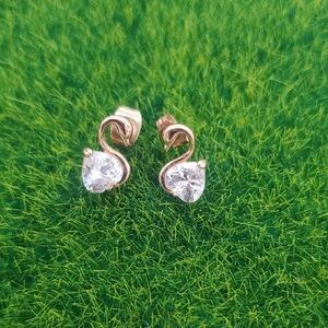 Swarovski Gold Filled Swan Earrings E1020